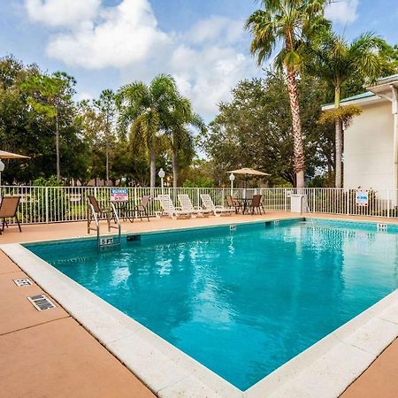 Mainstay Suites At Pga Village Port St. Lucie Екстер'єр фото